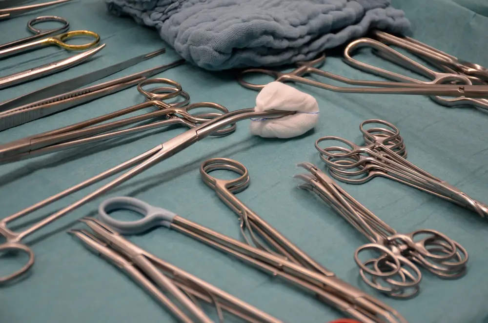 surgical instruments photo 0001